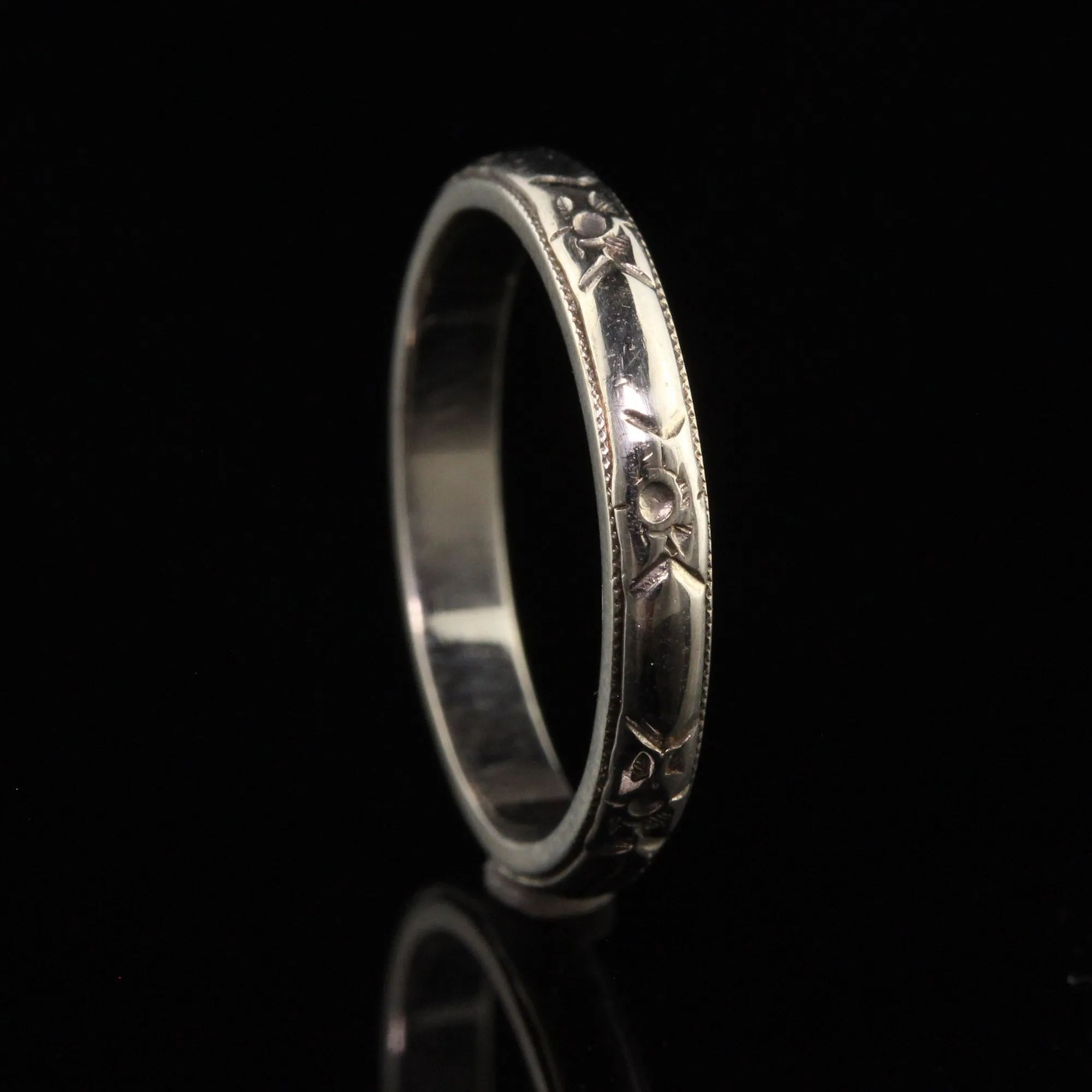 Antique Art Deco 14K White Gold Blossom Engraved Wedding Band