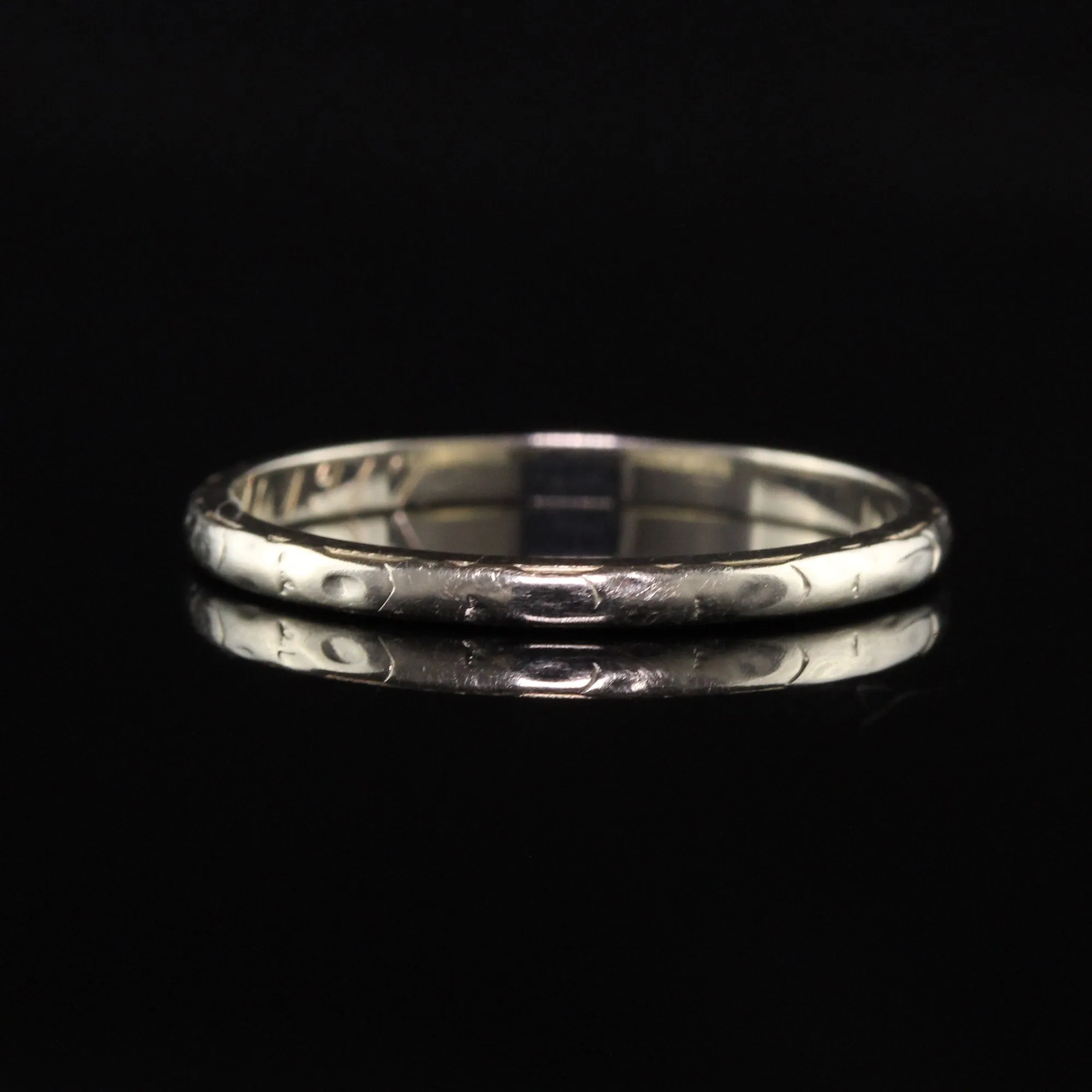 Antique Art Deco 18K White Gold Engraved Wedding Band - Size 6 1/2