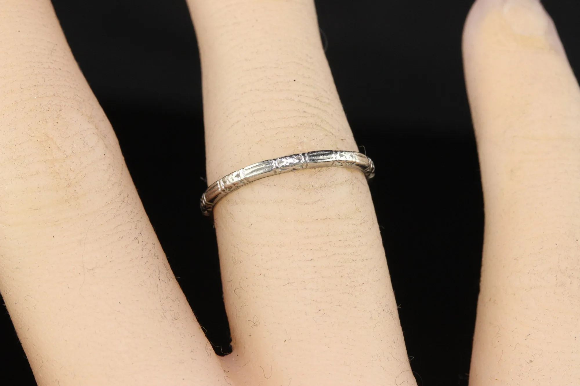 Antique Art Deco Platinum Blossom Engraved Wedding Band - Size 5 3/4