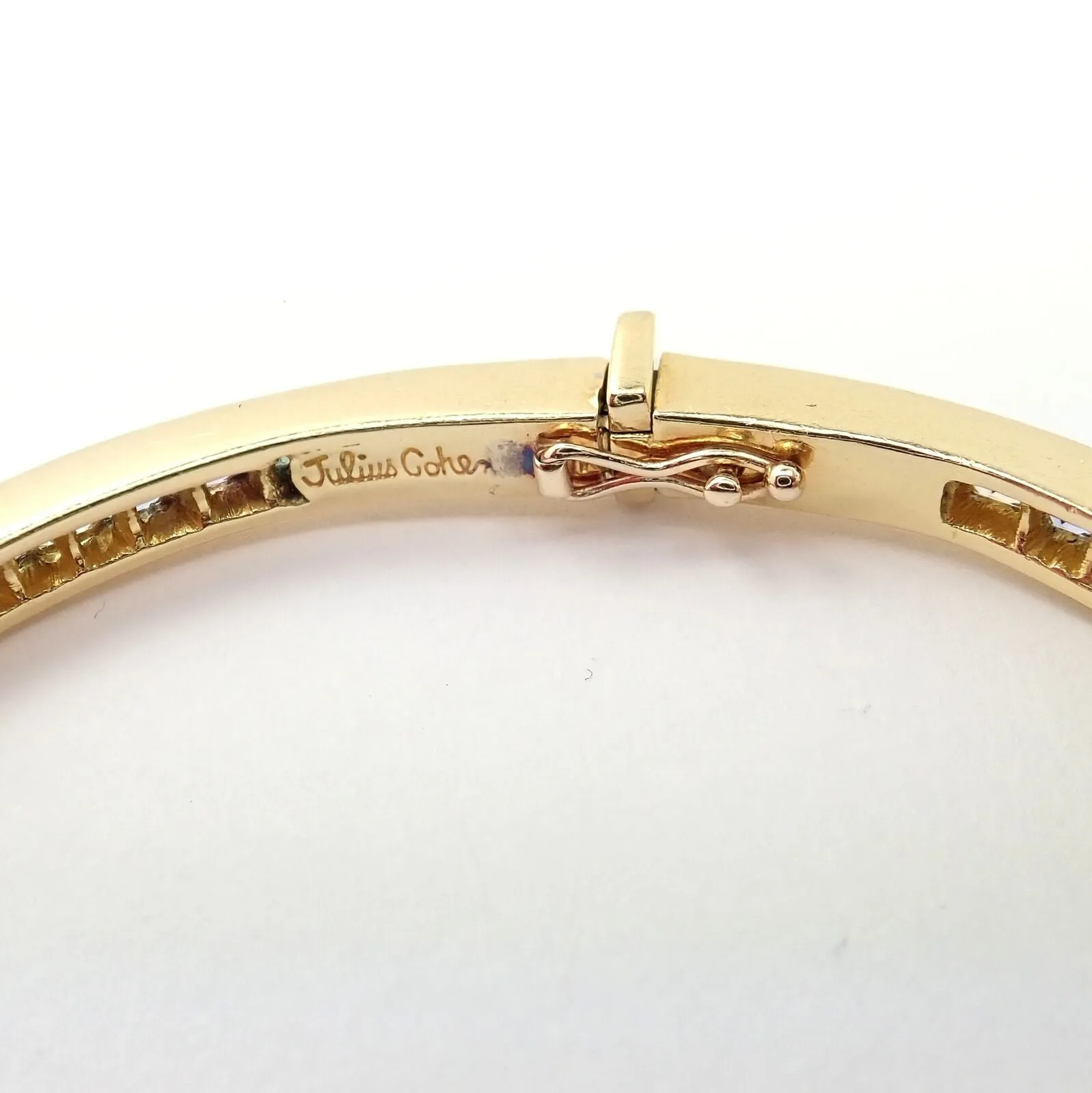 Authentic! Julius Cohen 18k Yellow Gold Diamond Pastel Color Stone Cuff Bracelet