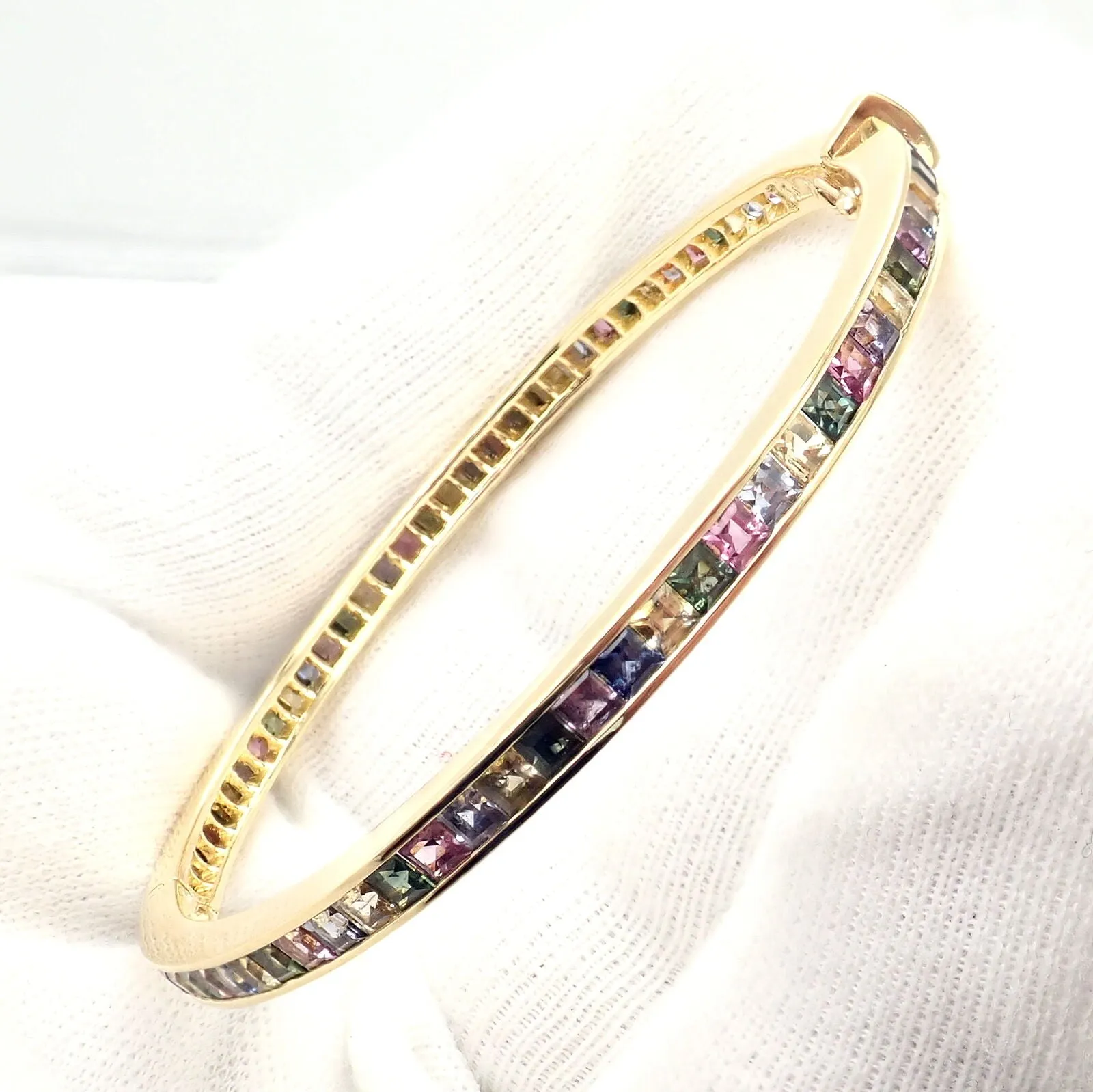 Authentic! Julius Cohen 18k Yellow Gold Diamond Pastel Color Stone Cuff Bracelet