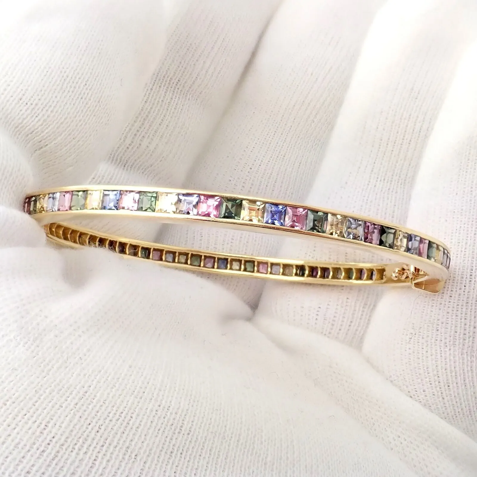 Authentic! Julius Cohen 18k Yellow Gold Diamond Pastel Color Stone Cuff Bracelet