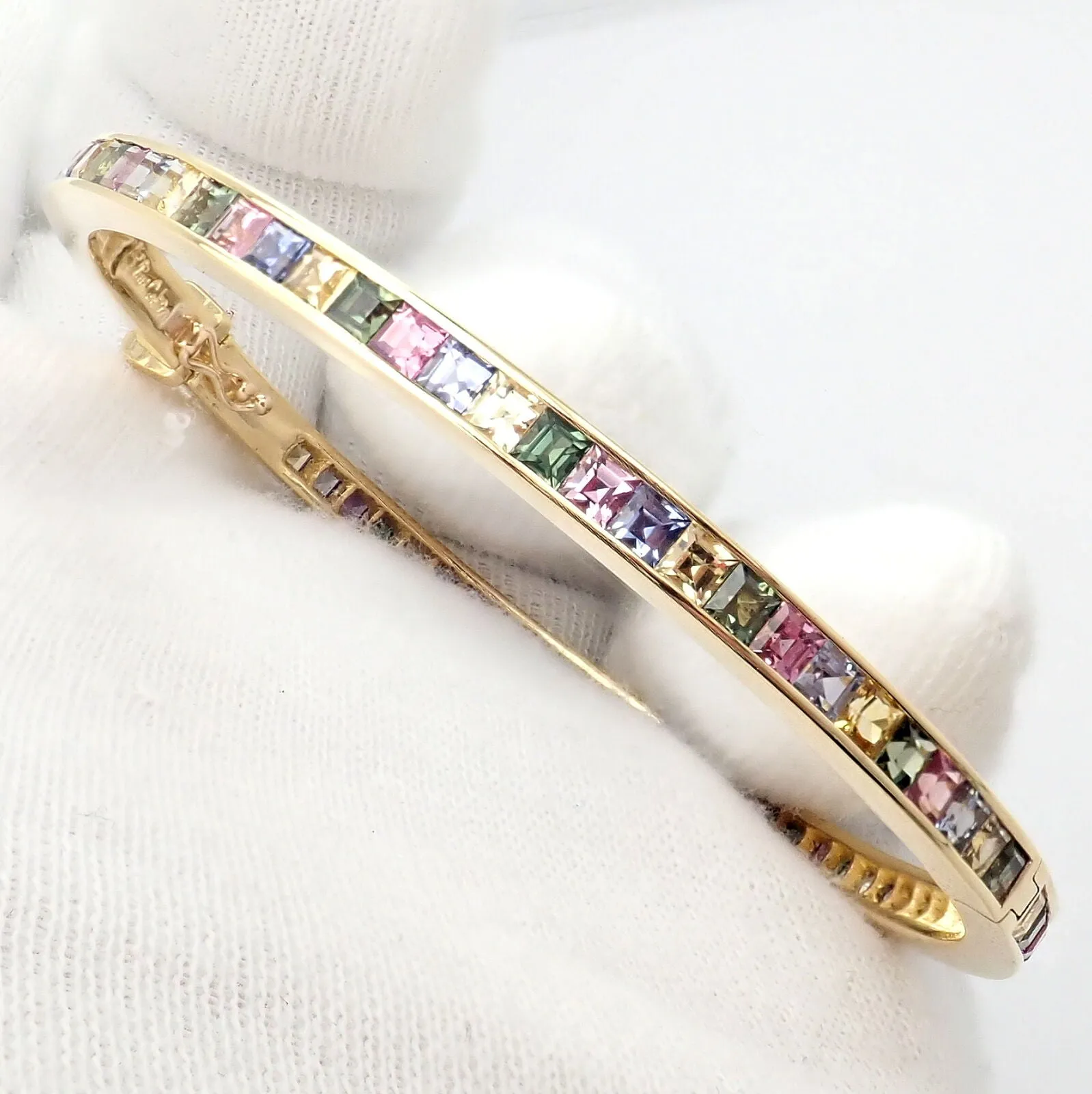 Authentic! Julius Cohen 18k Yellow Gold Diamond Pastel Color Stone Cuff Bracelet