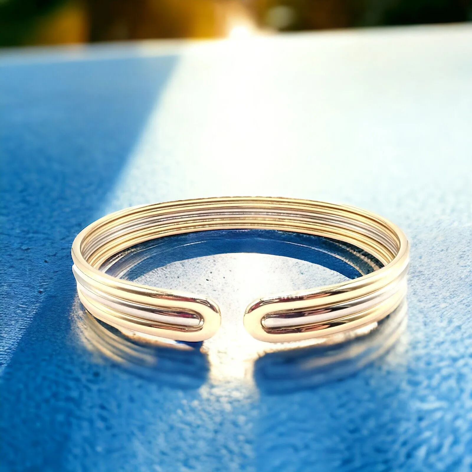 Authentic! Van Cleef & Arpels 18k Yellow & White Gold Bangle Cuff Bracelet Paper