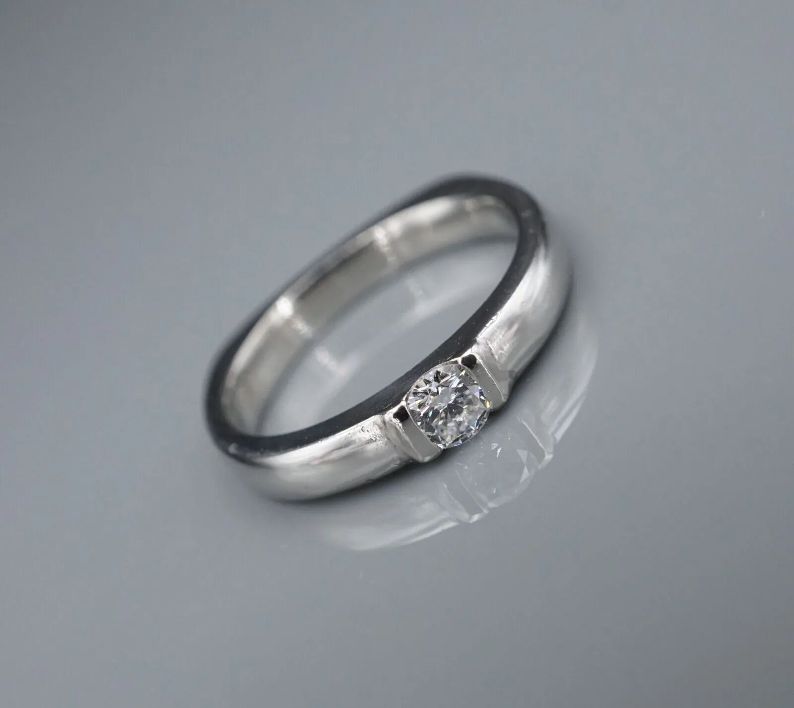 Diamond Ring Platinum Solitaire Stackable Semi Bezel Size 6.5 Euro Shank RG4369