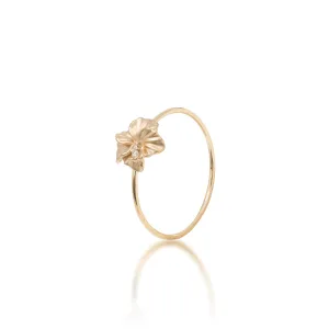 Hawaiian Gardens Hibiscus Ring in Gold with Diamonds - 8mm