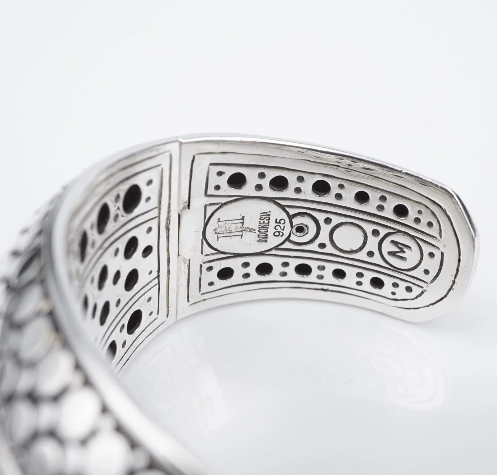 John Hardy 34mm Wide Armadillo Dot Kick Cuff Bracelet Sterling Silver BS2941