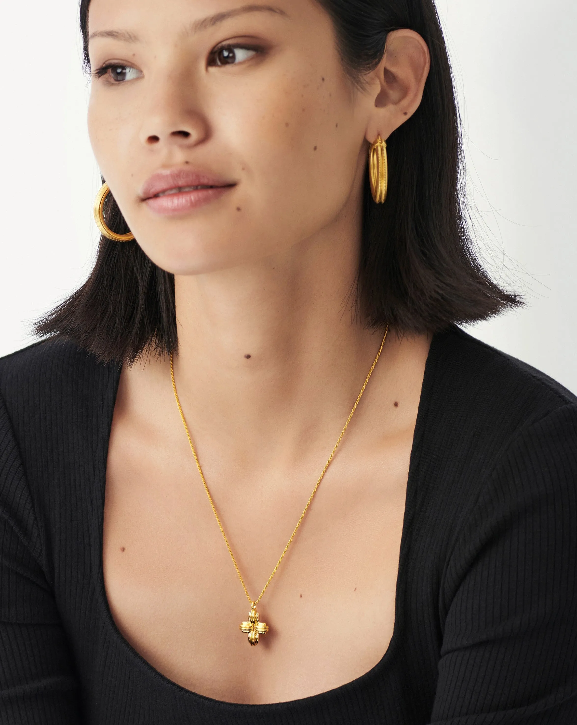 Lucy Williams Large Ridge Cross Necklace | 18k Gold Vermeil