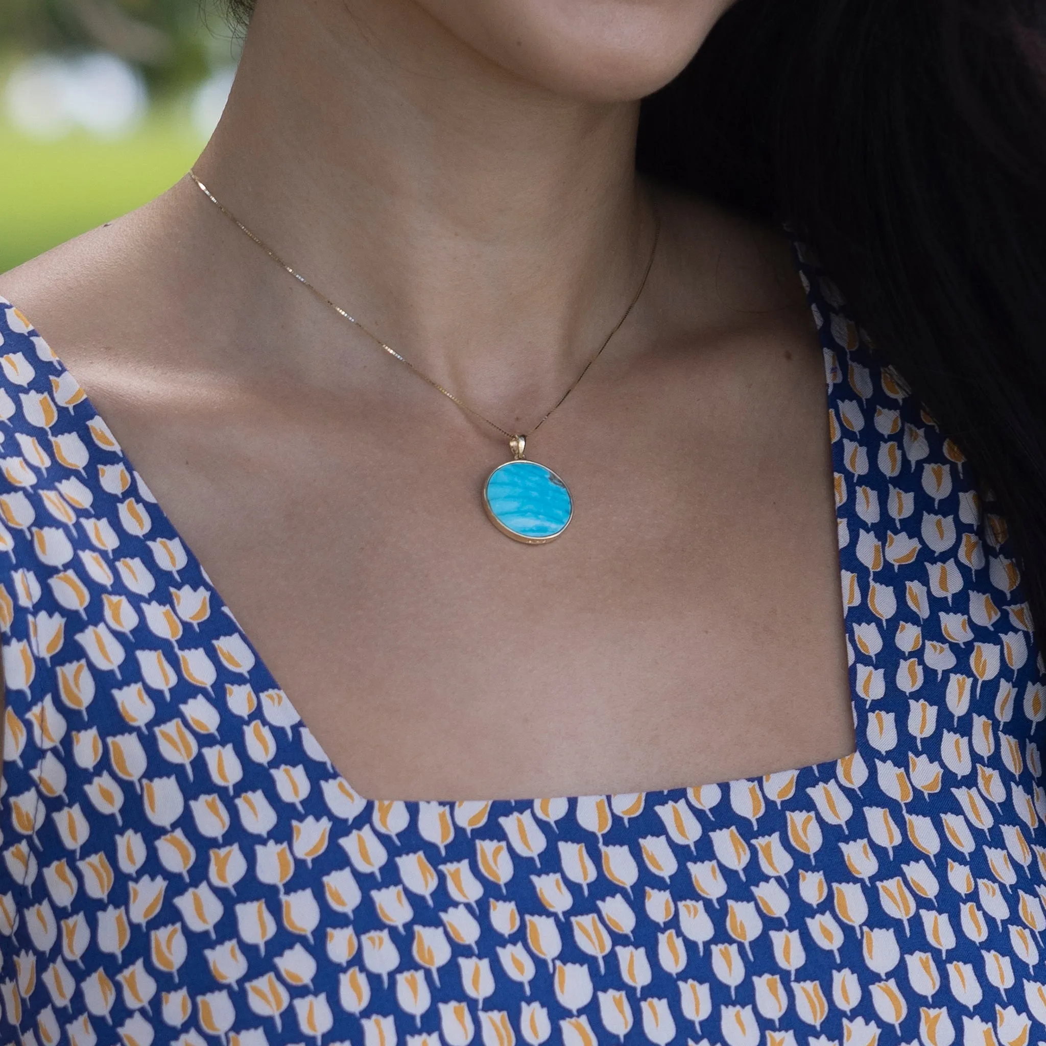 Ocean Sand Turquoise Pendant in Gold - 22mm