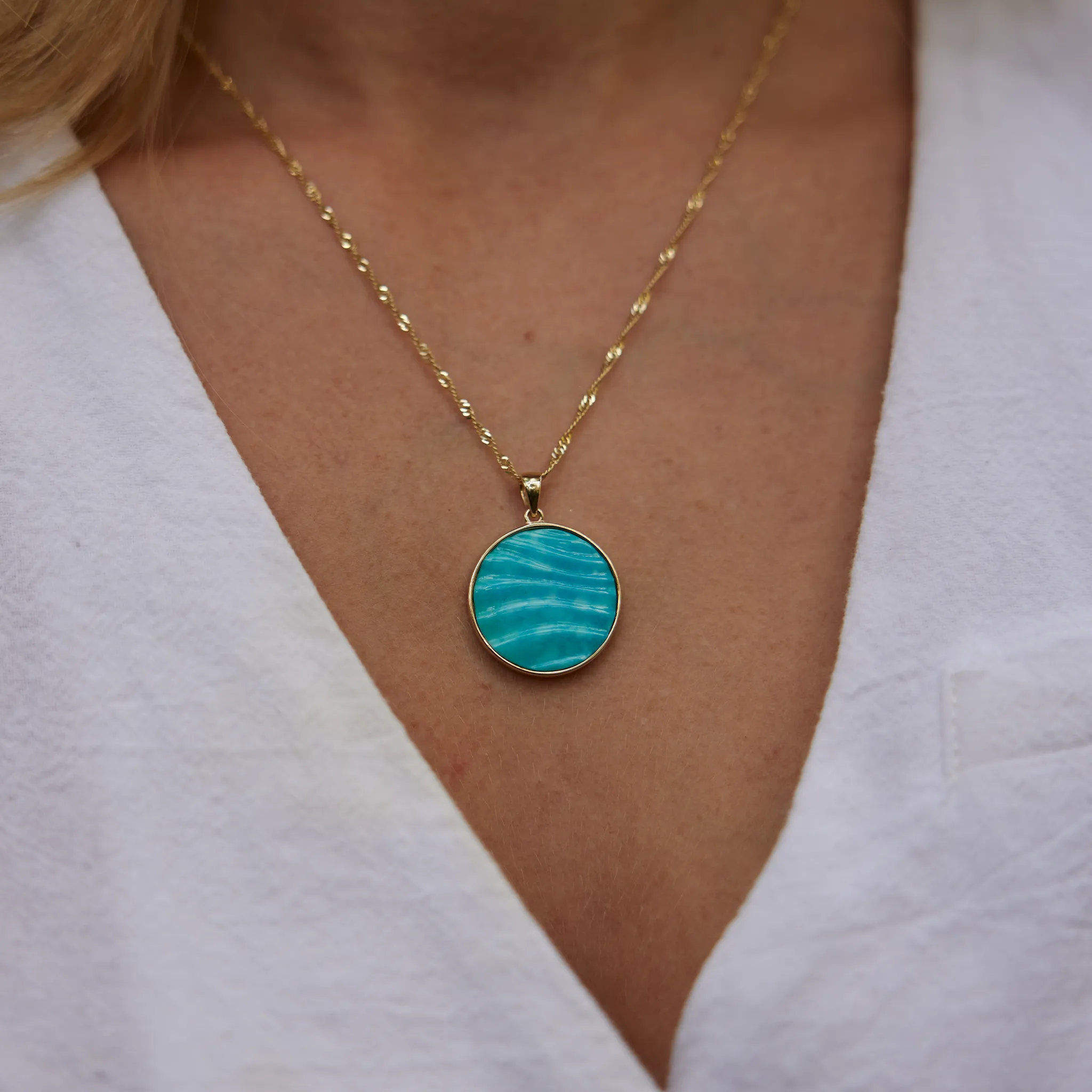 Ocean Sand Turquoise Pendant in Gold - 22mm