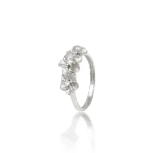 Plumeria Ring in White Gold with Diamonds - 8mm