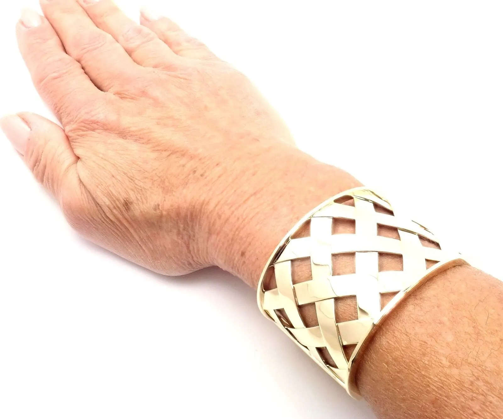 Rare! Authentic Verdura 18k Yellow Gold Criss Cross Wide Cuff Bracelet