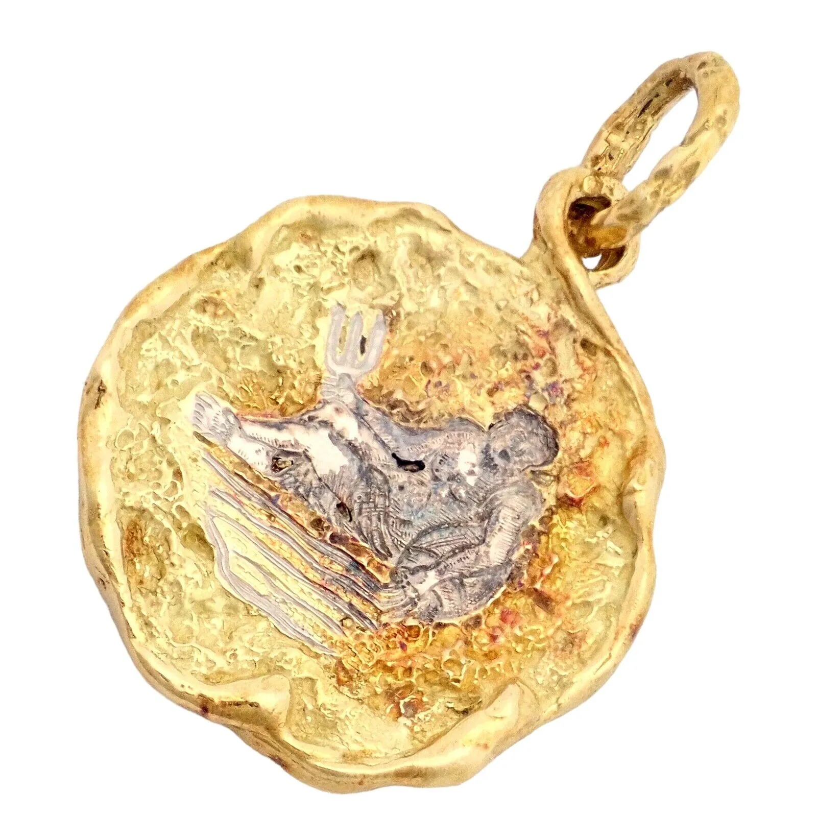 Rare! Vintage Chaumet Paris 18k Yellow Gold Zodiac Aquarius Pendant Medallion