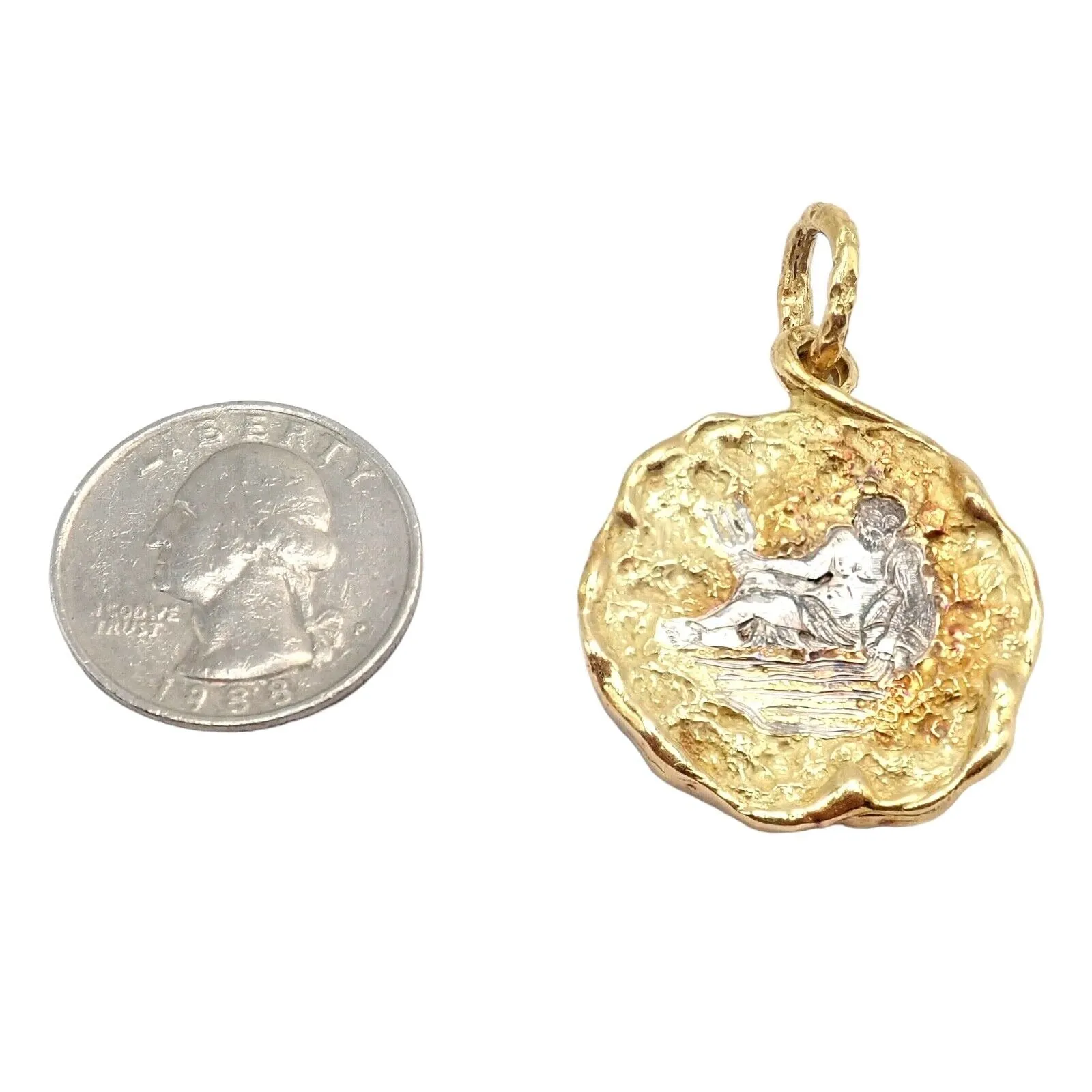 Rare! Vintage Chaumet Paris 18k Yellow Gold Zodiac Aquarius Pendant Medallion