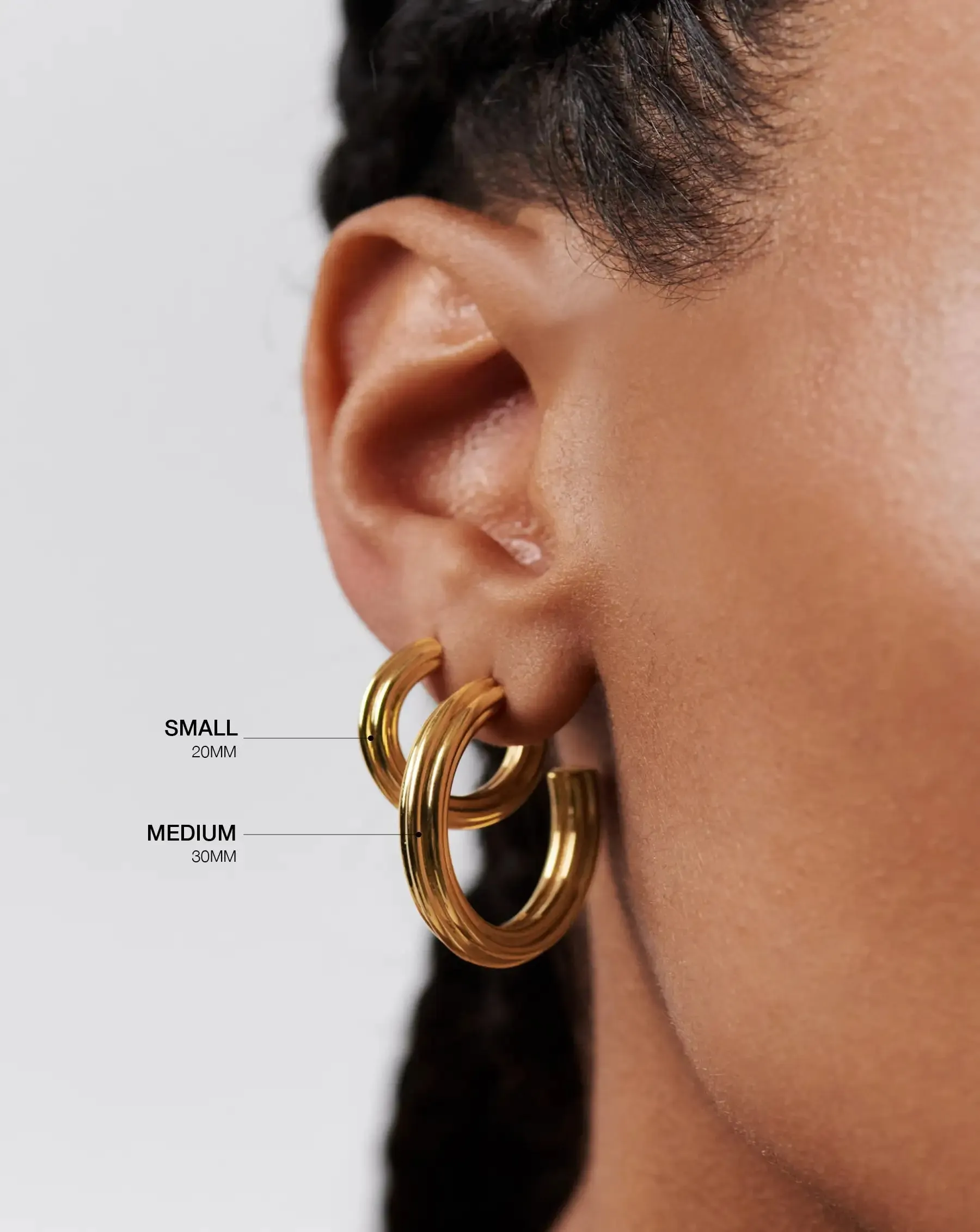 Ridge Small Hoop Earrings | 18k Gold Plated