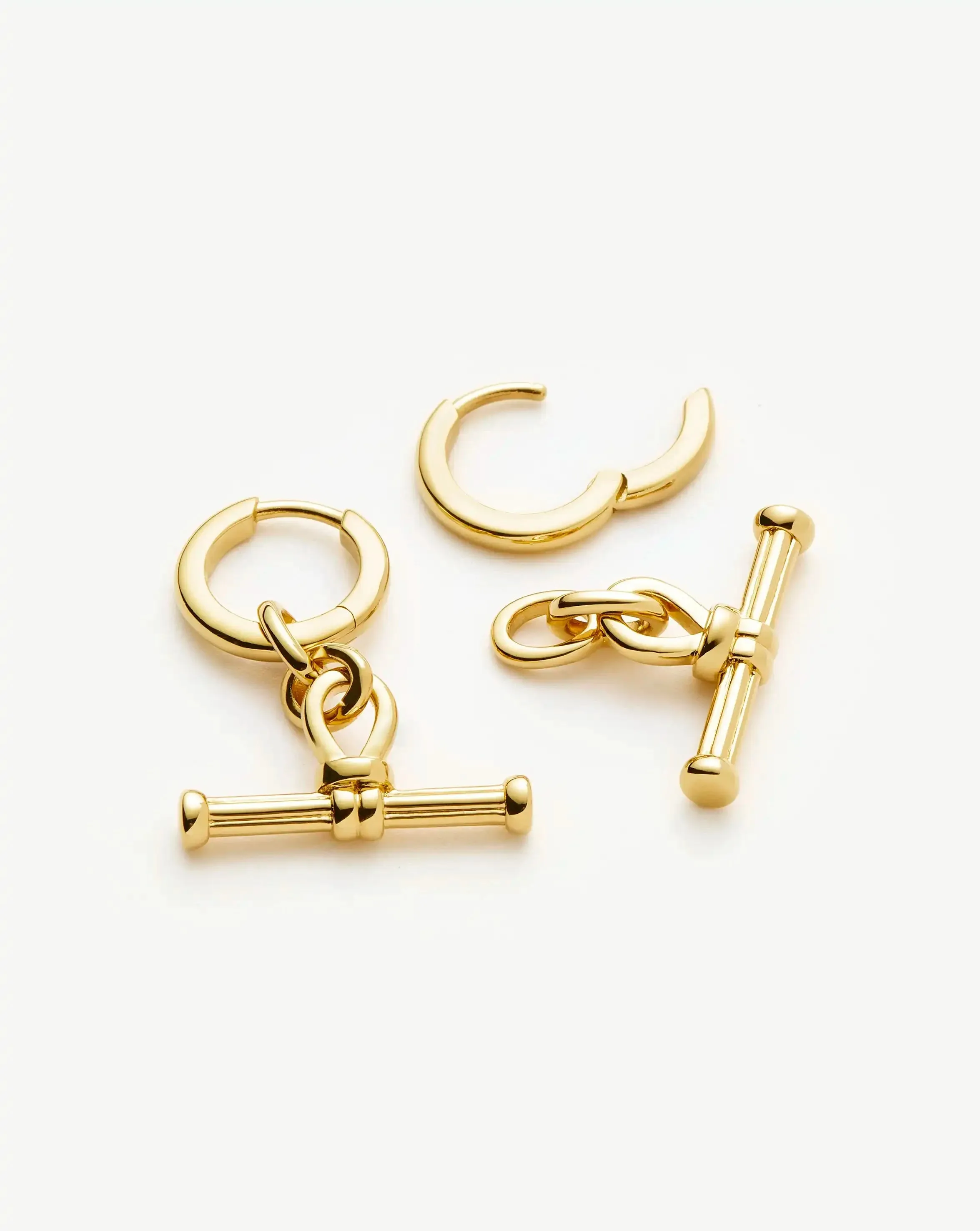Ridge T-Bar Drop Huggies | 18ct Gold Plated